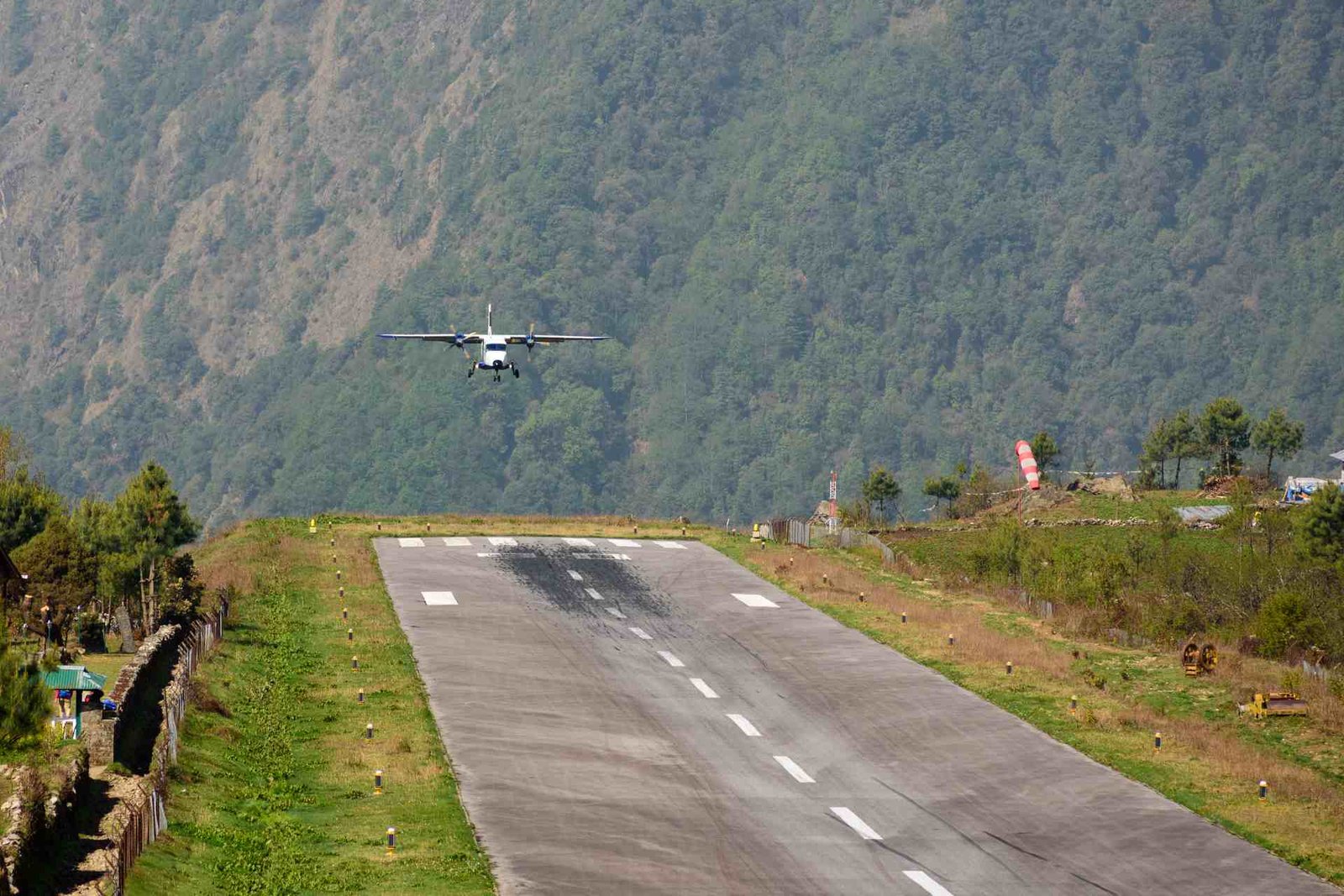 lukla airport